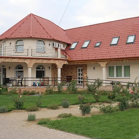 Maison d'hôtes Menyecskehaz Panzio